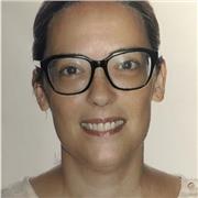 Diseñadora de moda con más de 18 años de experiencia